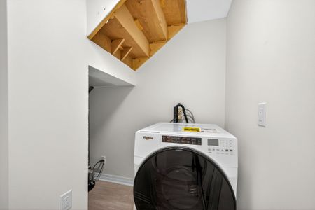 For Lease - 49 William Cragg Drive Unit# R, Toronto, Ontario - Photo 5