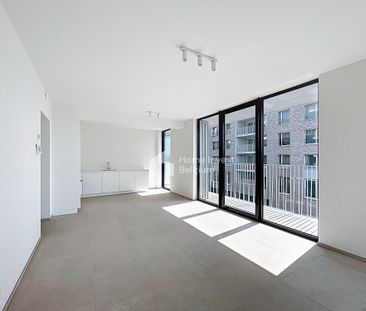Superb new 2 bedroom apartment with terrace - Photo 5
