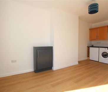 1 bedroom maisonette to rent - Photo 3