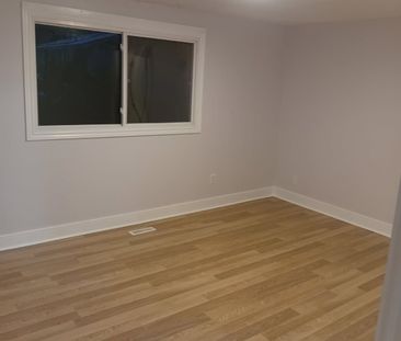 For Lease - 197 Browning Trail Unit# Upper Unit, Barrie, Ontario - Photo 4