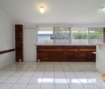 2/120 Auckland Street, Gladstone Central - Photo 2