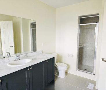 For Lease - 1188 Drinkle Crescent, Oshawa, Ontario - Photo 3