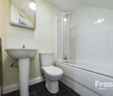 Bedfont Road, Bedfont Road, Stanwell,TW19 - Photo 6