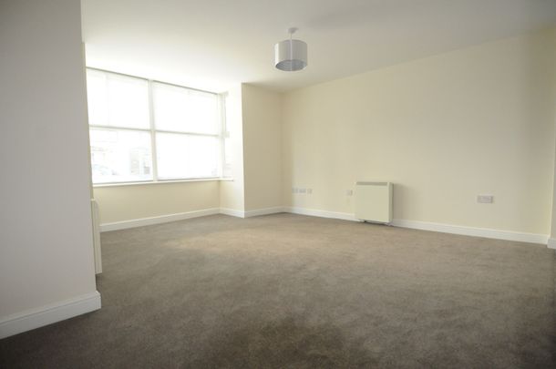 2 bed ground floor flat to rent in Warwick Road, Kenilworth, CV8 - Photo 1