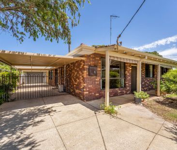 3 Bedroom Beachside Home - Photo 4