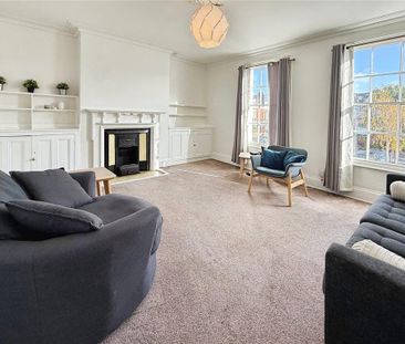 3 bedroom maisonette to rent - Photo 2