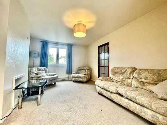 4 bedroom terraced house to rent - Photo 1