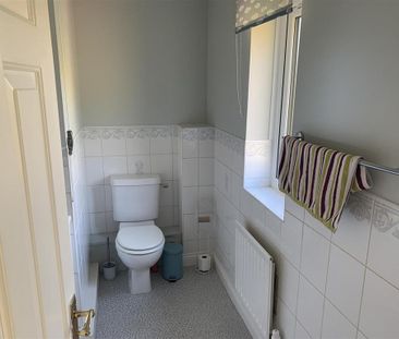 4 bedroom detached house to rent - Photo 5
