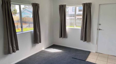 Charming 2BR Flat in Pt Chevalier! - Photo 4