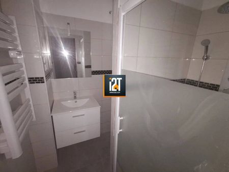 Appartement à louer - Nîmes 2 pièces de 27.1 m² - Photo 2