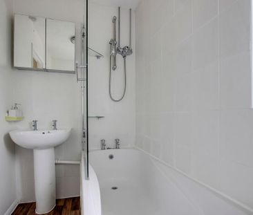 2 bedroom property to rent - Photo 6