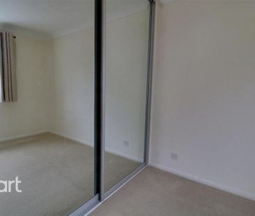 3 bedroom detached house to rent - Photo 4