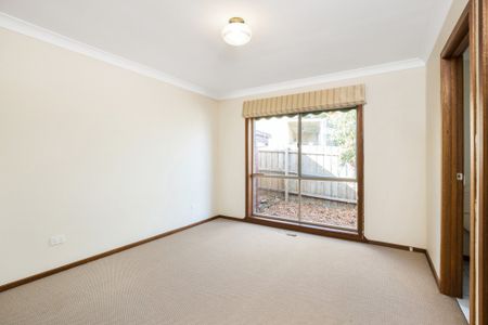 Big Unit, Quiet Location! - Photo 3