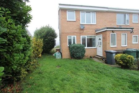 Santa Monica Grove, Bradford, BD10 - Photo 4