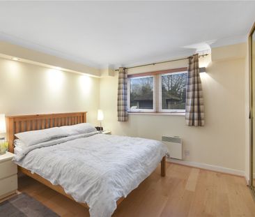Falcon Way, E14 - Photo 5