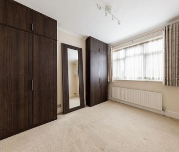 4 bedroom terraced house to rent - Photo 5