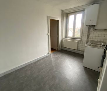 Location Appartement 4 pièces 81m² - Photo 6