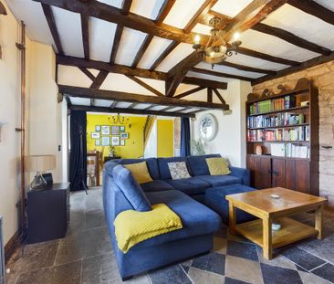 2 bedroom cottage to rent - Photo 3