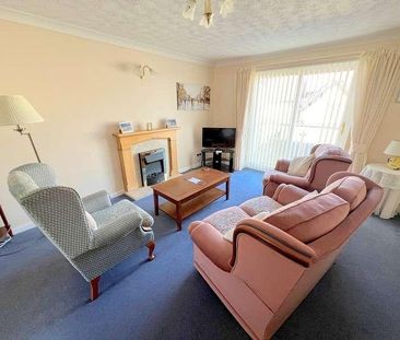 Marine Drive East, Barton On Sea, New Milton, Hampshire, BH25 - Photo 4