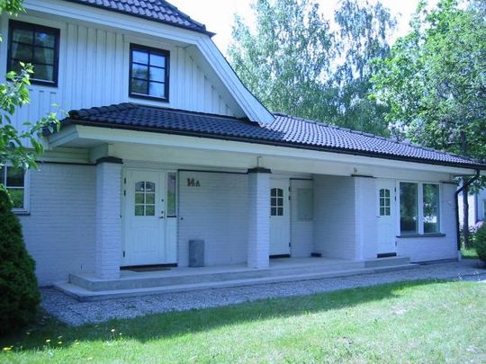 VILLA I DANDERYD UTHYRES - Photo 1