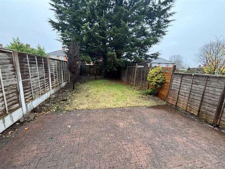 Pitmaston Road, Hall Green, Birmingham, B28 - Photo 2