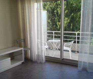 STUDIO MEUBLE - Proche hôpital - Photo 2
