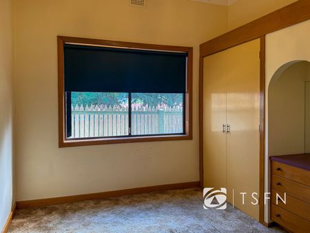 Great Location Walking Distance To CBD - Photo 2