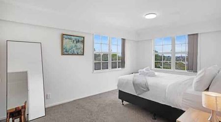 Fully Furnished 4 Bedroom House in Remuera - Photo 5