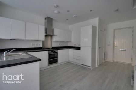 2 bedroom terraced house to rent - Photo 4
