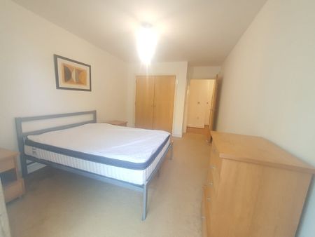 1 Bed Flat, Highfield Close, SE13 - Photo 3