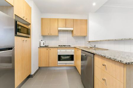 30/45 Trafalgar Street, Annandale. - Photo 3