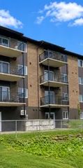 1 room apartment of 103m² in Sherbrooke - Photo 2