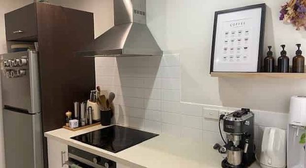 Charming Townhouse in Bayview - Photo 1