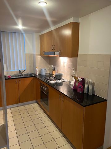 Hurstville - Photo 2