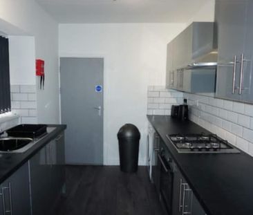 5 bedroom house share to rent - Photo 3