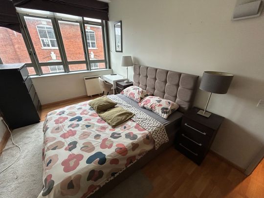 Room in a Shared Flat, Lawrence House, EC1V - Photo 1