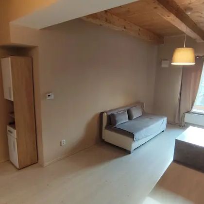 Pronájem bytu 2+kk o výměře 50 m - Photo 1