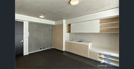 Stylish One-Bedroom Living in the Heart of South Yarra - Photo 4
