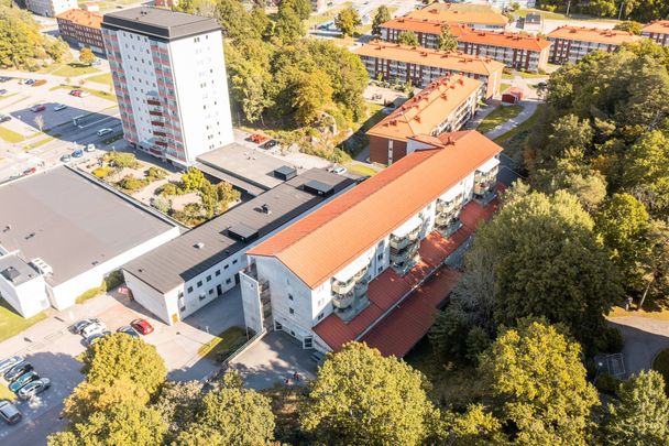 Sunnanvindsvägen 8 - Foto 1