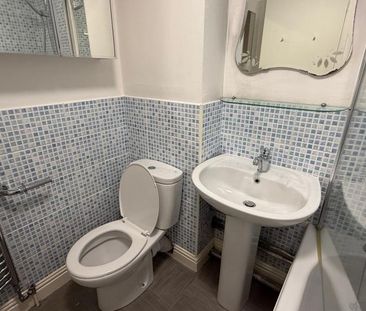 2 bedroom terraced house to rent - Photo 6