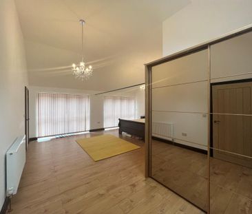 1 Bedroom House to let - Photo 3