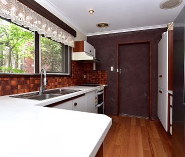 25 Silverton Drive, Ferntree Gully - Photo 4
