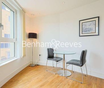 Gillespie Court, Queensland Terrace, N7 - Photo 3