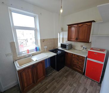 3 bedroom terraced house to rent - Photo 4