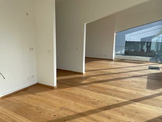 Wunderschöner Ausblick aus Ihrer einzigartigen Penthouse Wohnung – über den Dächern und im Herzen der Stadt! - Foto 1