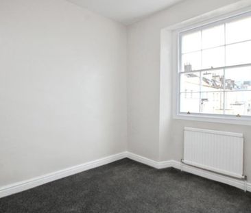 Two double bedroom flat in Clifton, located moments from Clifton Vi... - Photo 4