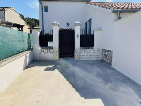 APPARTEMENT T2 + JARDIN, COUR ET PARKING - Photo 3