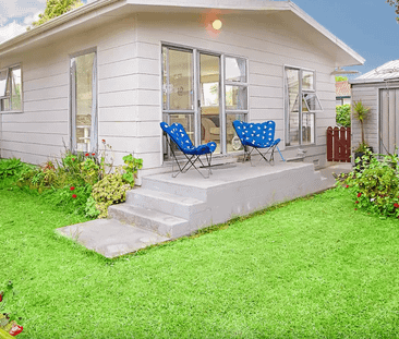 1 Bedroom cutie with garage!!! - Photo 5