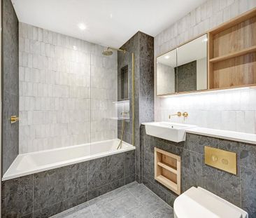 3 bedroom apartment to rent - Photo 2