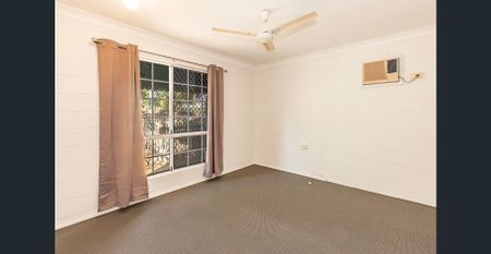 Gloucester Crescent Is Calling You! - Photo 3